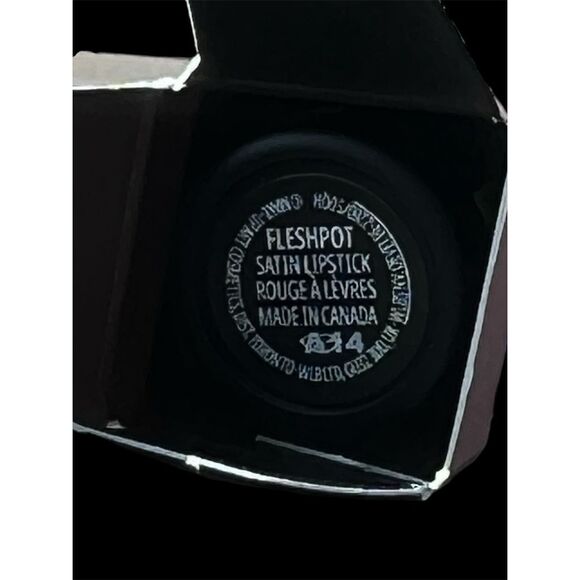 MAC 40th Anniversary Satin Lipstick FLESHPOT Iconic Packaging - Picture 6 of 16